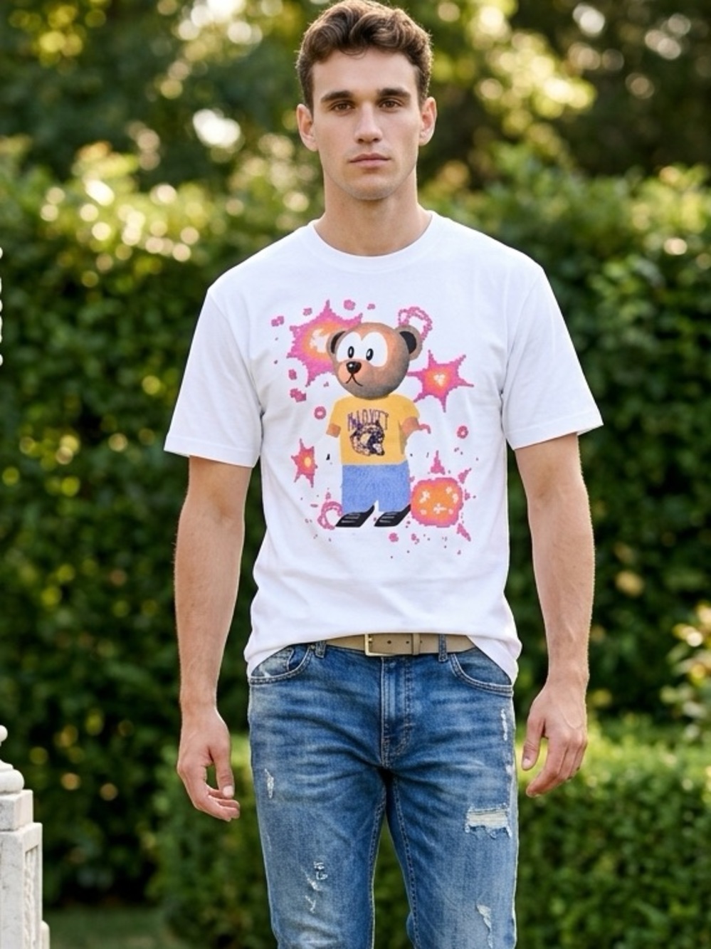 NWT MARKET Unisex White Short Sleeve Graphic Tee Shirt 32-Bit Bear - Size S